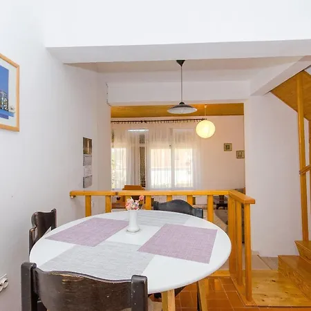 Appartement Ljubica Zavalatica